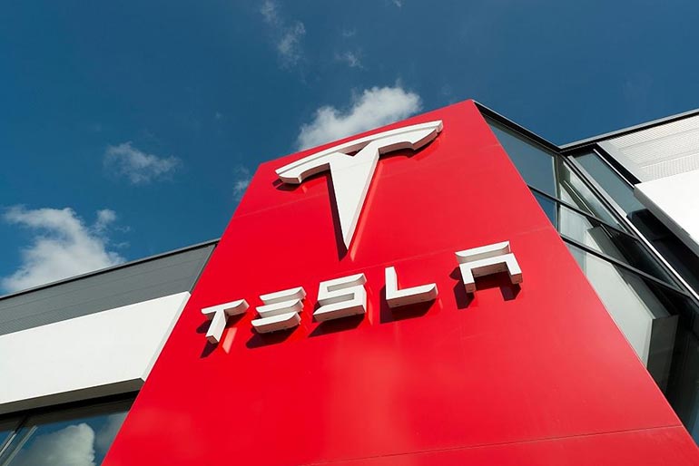 Tesla стала шостою компанією у світі із капіталізацією у 600 мільярдів доларів