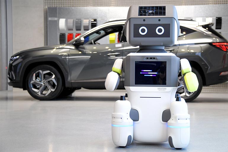 В автосалонах Hyundai працює робот DAL-e, призначений для обслуговування відвідувачів