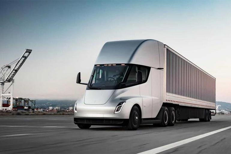 Tesla запустить серійне виробництво вантажівок