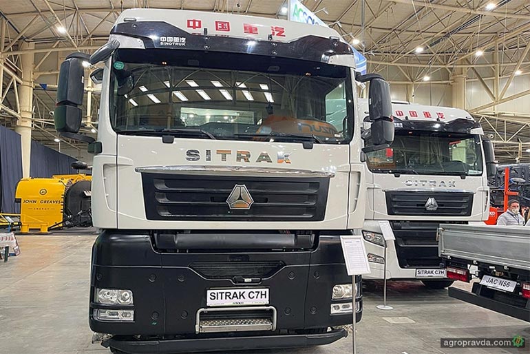 Новинки на 11-ій виставці «Зернові технології — 2021»: дві моделі SITRAK для регіональних перевезень