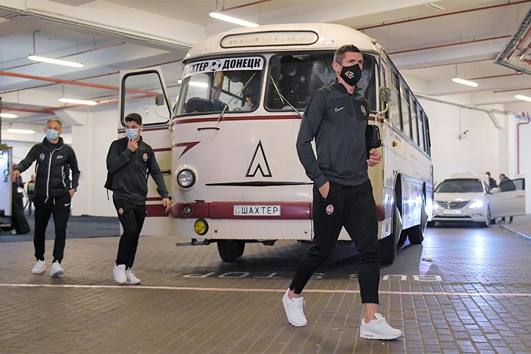 «Шахтар» на ретроавтобусі — підготовка до ювілею