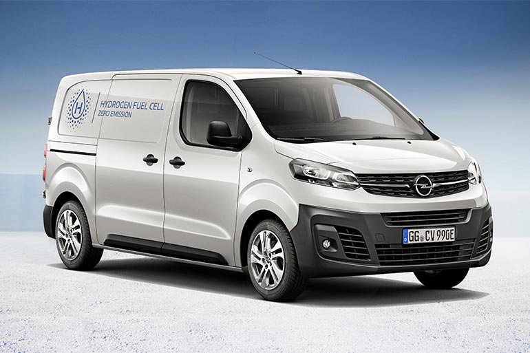 Opel представила електричну версію фургону Vivaro на водні