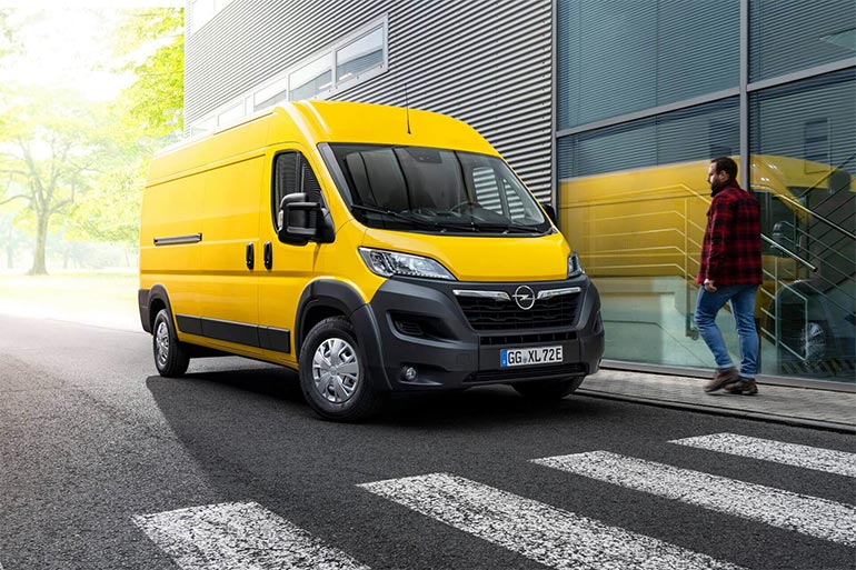 Чим вразять клієнтів нові фургони Opel Movano й Opel Movano-e?