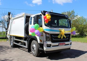 На ринку України з’явився сміттєвоз на шасі DАYUN нової моделі CGC1141