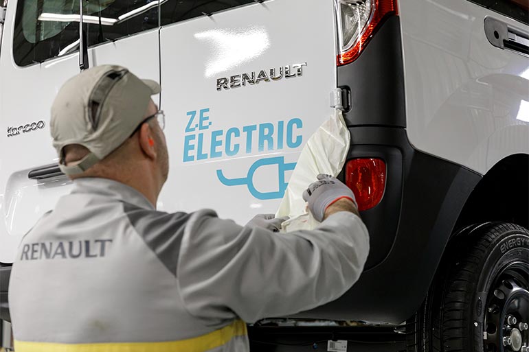 Renault Group переводить частину своїх підприємств виключно під виробництво електромобілів