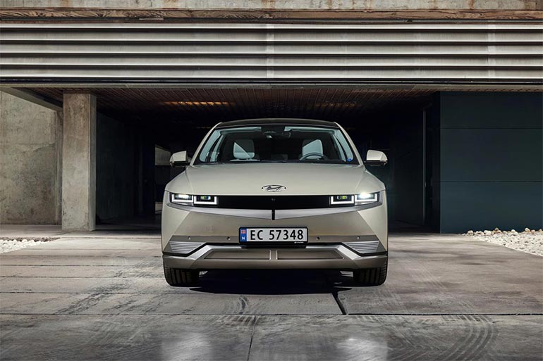 Скільки коштуватиме Hyundai IONIQ 5 в Україні: оголошені ціни та комплектації