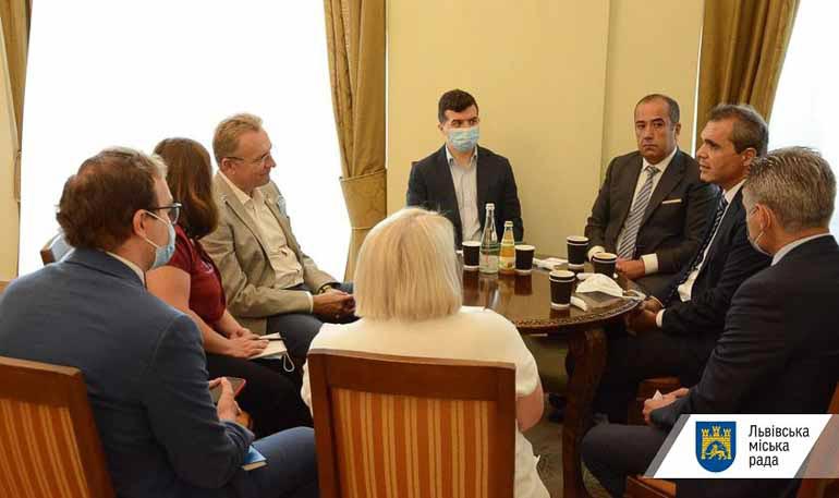У Львові обговорили створення виробництва електрокарів із представниками турецької компанії Otokoc Ukraine