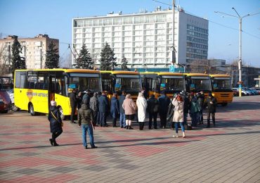 5 шкільних автобусів ZAZ A08 передано для громад Запорізької області