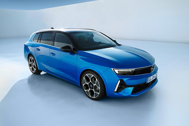 Перший електрифікований універсал німецького автовиробника — новий Opel Astra Sports Tourer