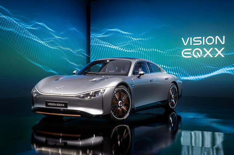 Mercedes-Benz презентує Vision EQXX — електромобіль з сонячним дахом