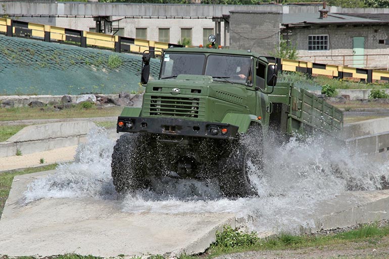 ЗСУ можуть повернутися до вантажівок КрАЗ — Мінстратегпром вивчає можливості