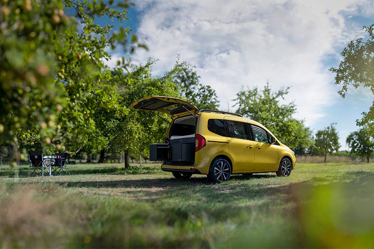 Mercedes-Benz показали новий будинок на колесах на базі нового T-Class