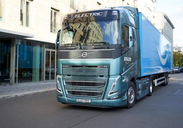 Volvo поставить 20 електричних вантажівок для Amazon