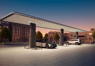 Mercedes-Benz запустить мережу потужних зарядних станцій для електромобілів