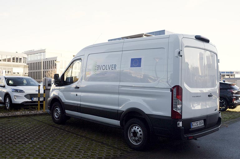 Інженери Ford відкрили інноваційний спосіб збільшити запас ходу електромобіля, не даючи водіям замерзнути