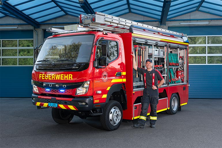 Новий цікавий FUSO Canter поповнив автопарк швейцарської пожежної бригади