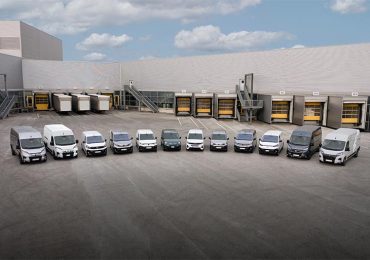 Одразу 12 нових електричних фургонів Stellantis Pro One протестували на дорозі