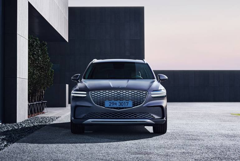 Оновлений Genesis Electrified GV70: розширення можливостей преміального електрокросовера