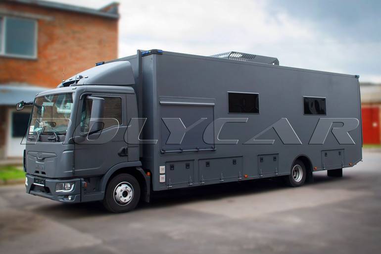 «Спец-Ком-Сервіс» передав ЗСУ нові евакуаційні авто на базі MAN