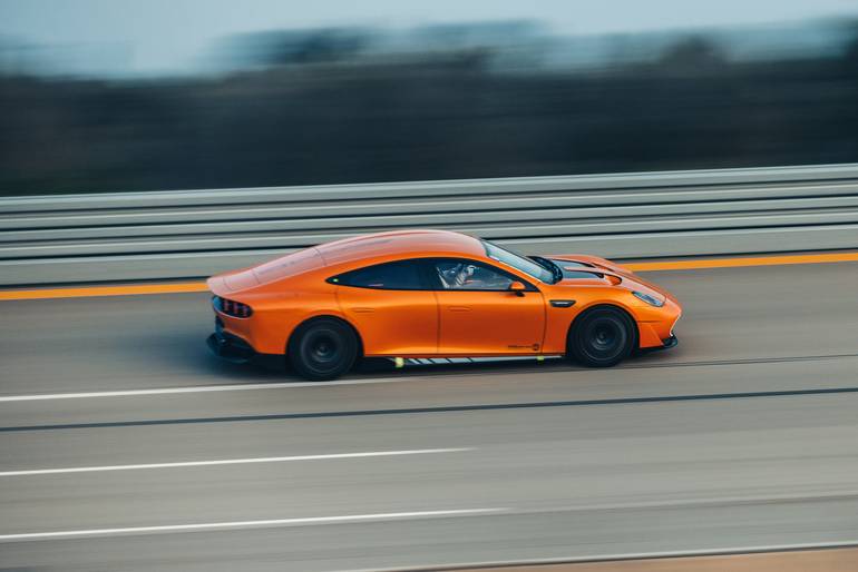 Mercedes-AMG CONCEPT GT XX: електричний марафонець із надможливостями