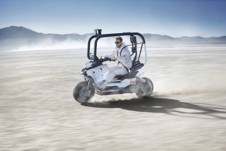 BMW Motorrad Vision CE: майбутнє міської мобільності на двох колесах