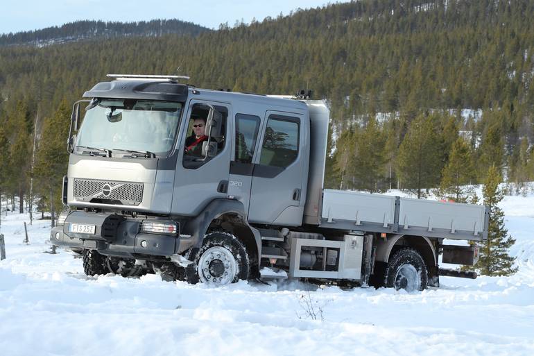 Volvo Trucks представила модернізовану версію середньотоннажної вантажівки моделі FL