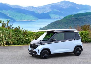 Сонячна енергія для міського електрокара: Nissan Sakura з системою Ao-Solar Extender