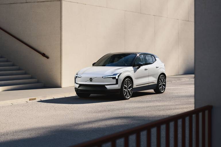 Малий електрокросовер із великими амбіціями: що змінилося в Volvo EX30