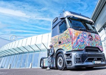 Mercedes-Benz Trucks показали Actros L ProCabin з авторським розписом кузова