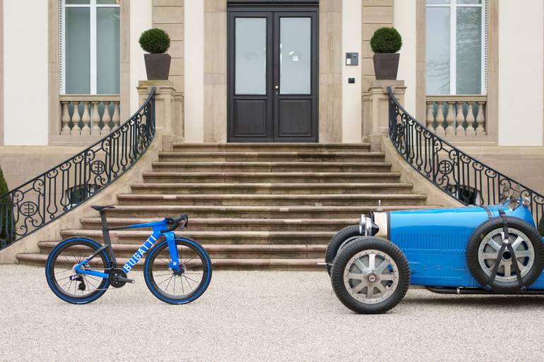 Bugatti Factor ONE: коли гіперкарна інженерія зустрічає світ професійного велоспорту