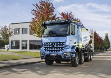 Новий акумуляторний Mercedes-Benz eArocs 400 виходить на ринок