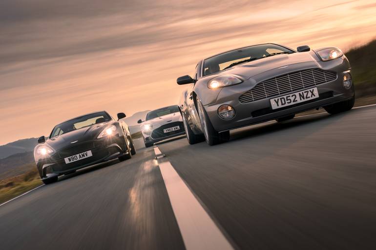 Aston Martin Vanquish: 25 років тріумфу інженерії та швидкості