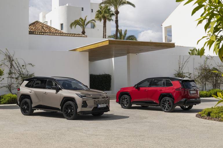 Нове покоління Toyota RAV4: технології, що формують майбутнє кросоверів