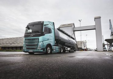 Електричний прорив Volvo: вантажівки з запасом ходу до 700 км