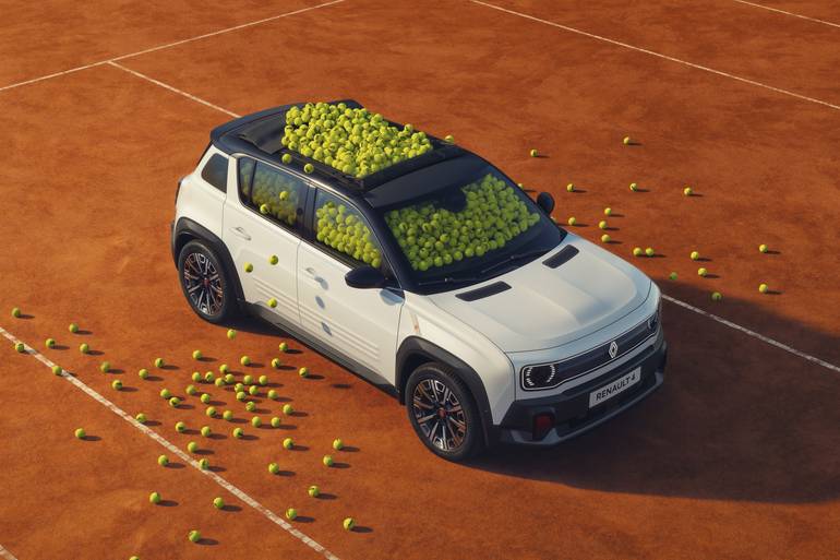 Теніс, стиль і електромобільність: прем’єра Renault 4 Roland-Garros E-Tech electric