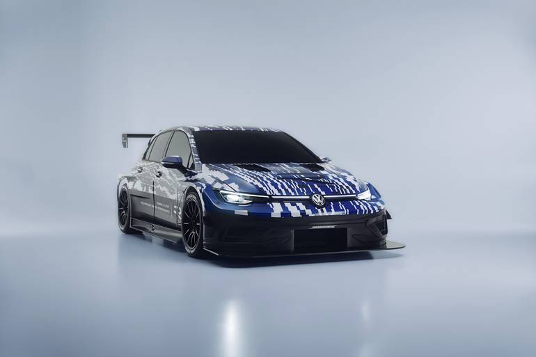 Volkswagen R готується до 24-годинної гонки Nürburgring: ювілей бренду відзначать на легендарній трасі