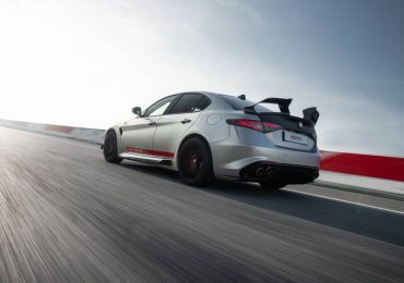 Alfa Romeo Giulia Quadrifoglio Luna Rossa пройшла випробування на треку Балокко