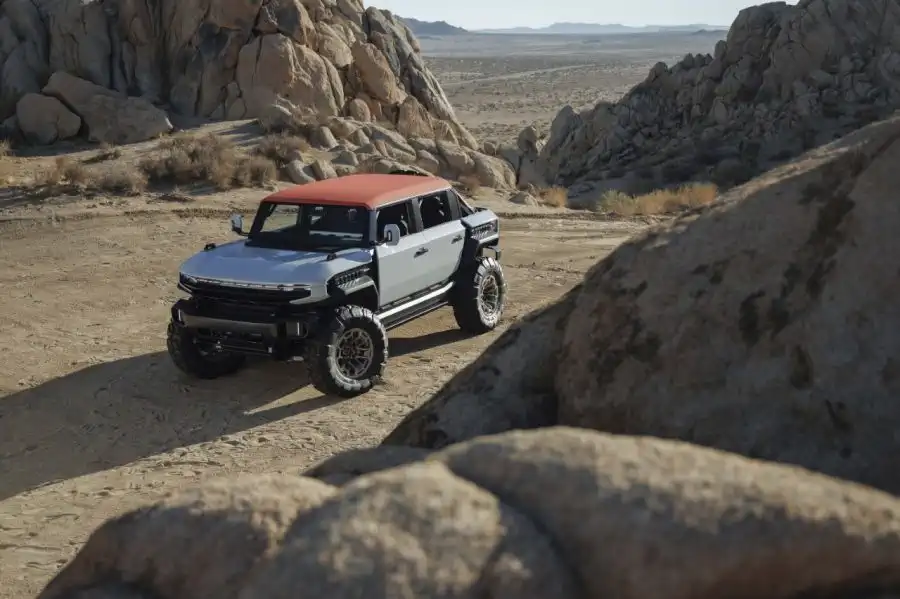 Концепт-кар GMC HUMMER X SUV.