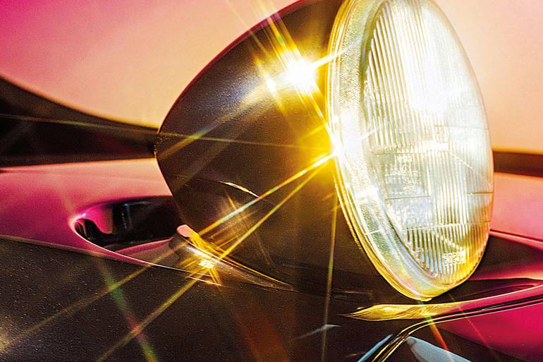 Спалах епохи: як висувні фари стали символом спортивних Porsche