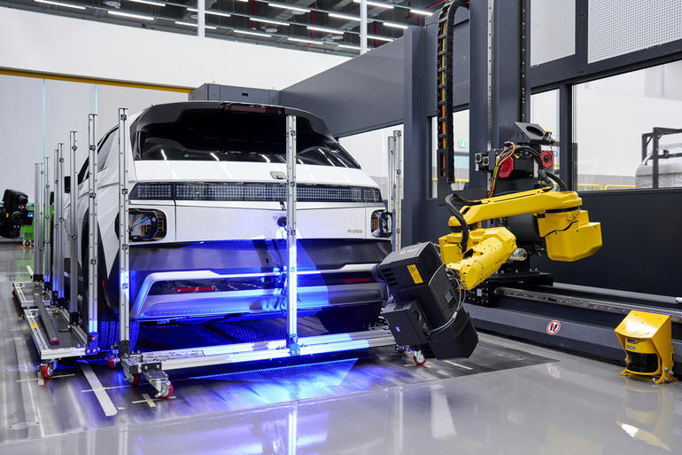 Точність до міліметра: як Hyundai Motor і Kia перевіряють тисячу параметрів кожного автомобіля